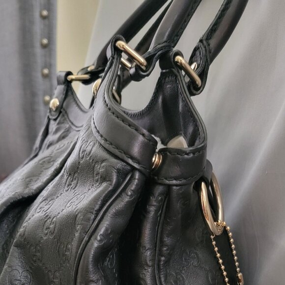 GUCCI GG Signature Medium Sukey Tote - Picture 3 of 13